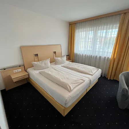 Hotell Hotel-landpension Postwirt 3*