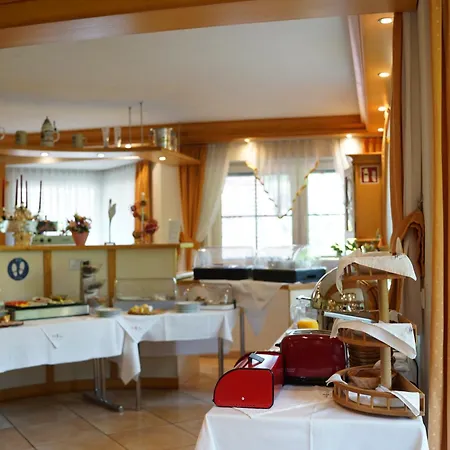 מלון Hotel-landpension Postwirt 3*