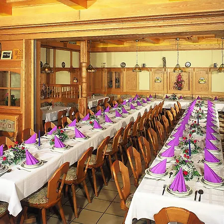 Hotel-landpension Postwirt Hotell Kirchensittenbach