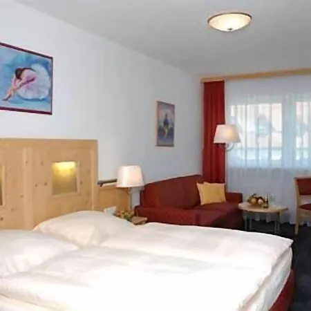 Hotel-landpension Postwirt Hotell Kirchensittenbach