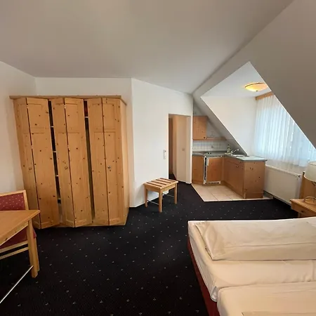 Hotel-landpension Postwirt 3* كيرشنسيتنباخ
