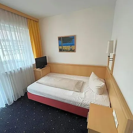 فندق Hotel-landpension Postwirt 3*
