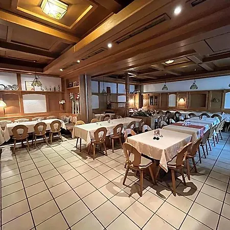 فندق Hotel-landpension Postwirt كيرشنسيتنباخ