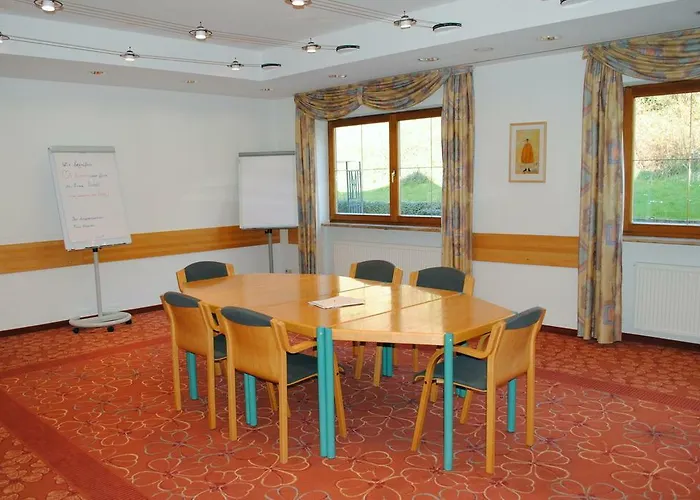 Hotel-landpension Postwirt Kirchensittenbach